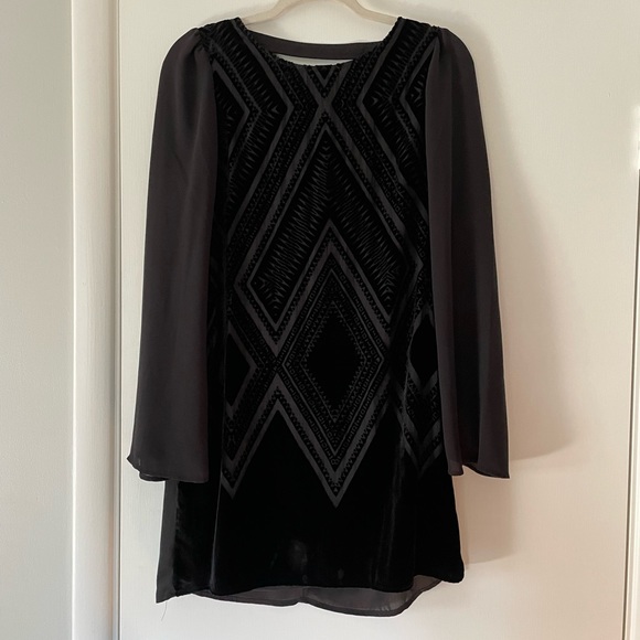 Express Black Velvet Burnout with Deep V-Back - Picture 2 of 8